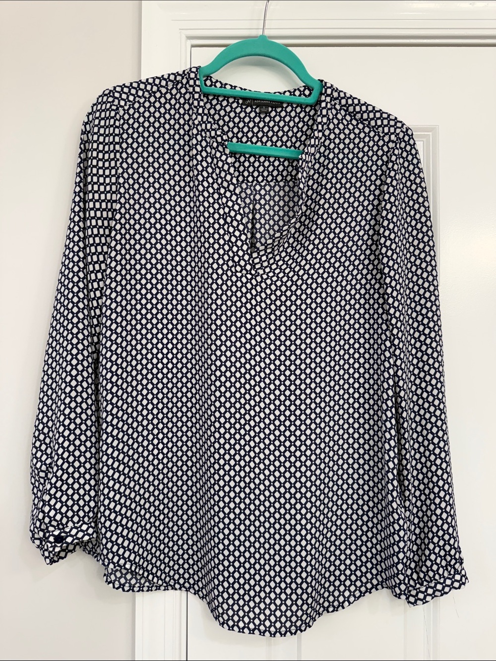 Adrianna Papell Navy and White Geometric V-Neck Blouse